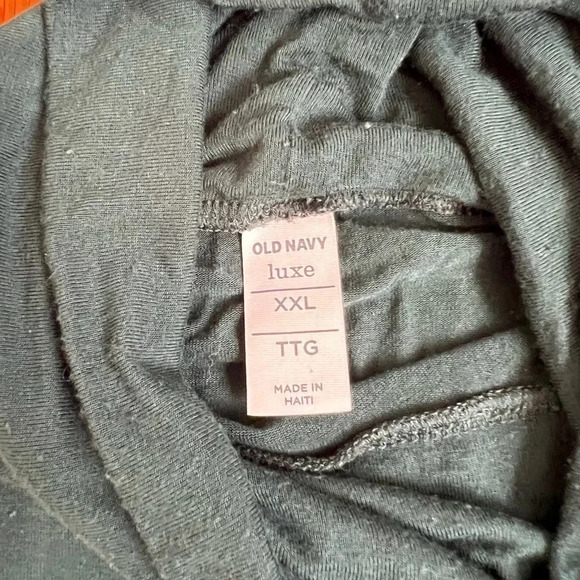 Old Navy luxe turtleneck - Picture 4 of 4